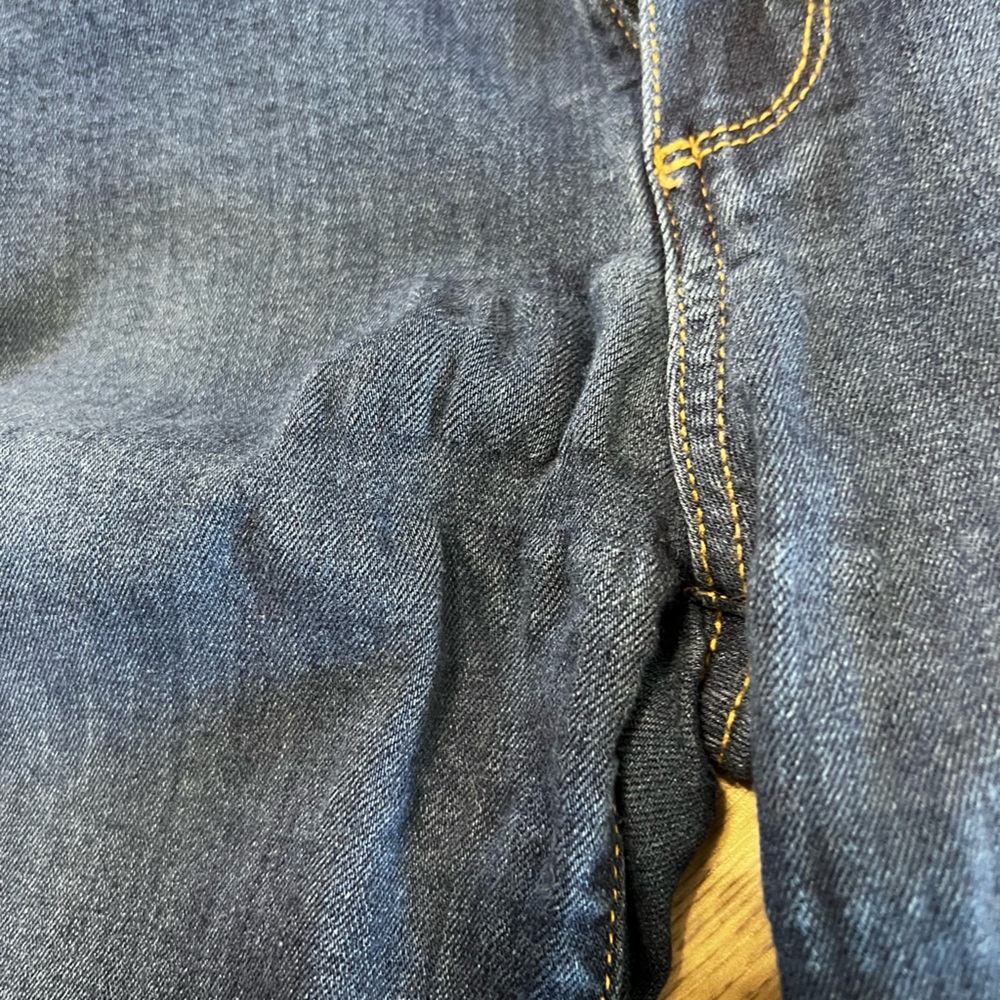 (2) PAIGE Jean bundle size 27 - Picture 2 of 7